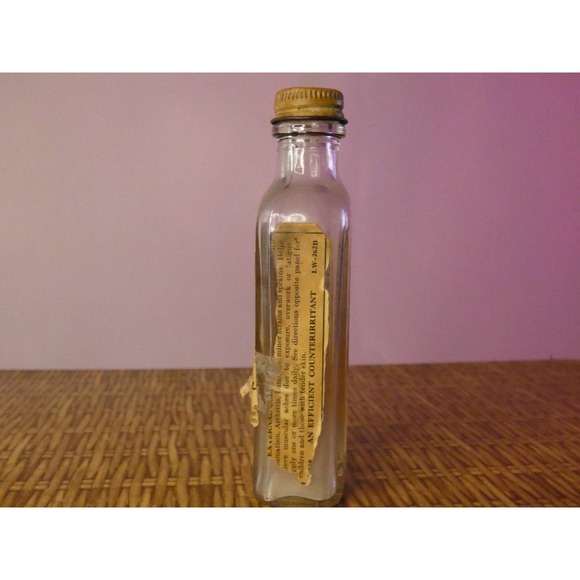 Vintage Sloans Liniment Embossed Bottle - Picture 4 of 5